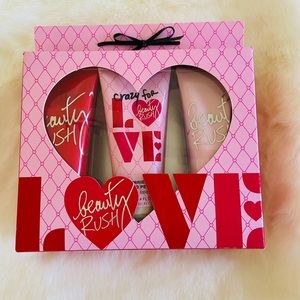 NEW Victoria’s Secret Beauty Rush Set